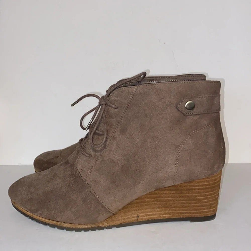 Dr. Scholl's Dynasty Tan Faux Suede Wedge Bootie -